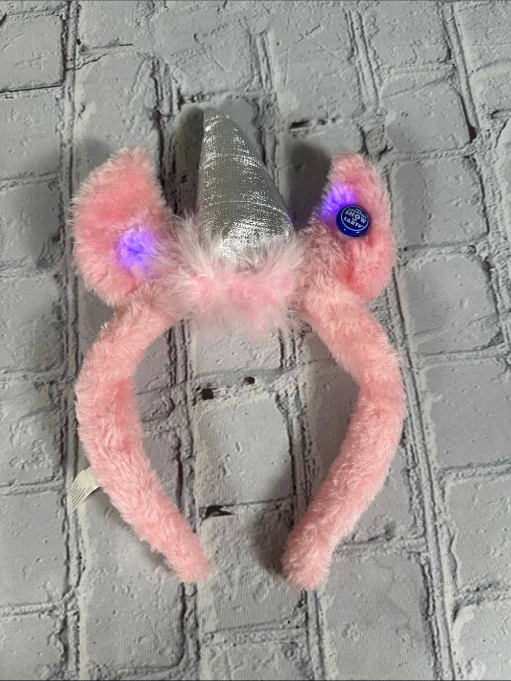 Ringling Bros Barnum Bailey Circus Pink Plush Unicorn Headband Flashes Lights